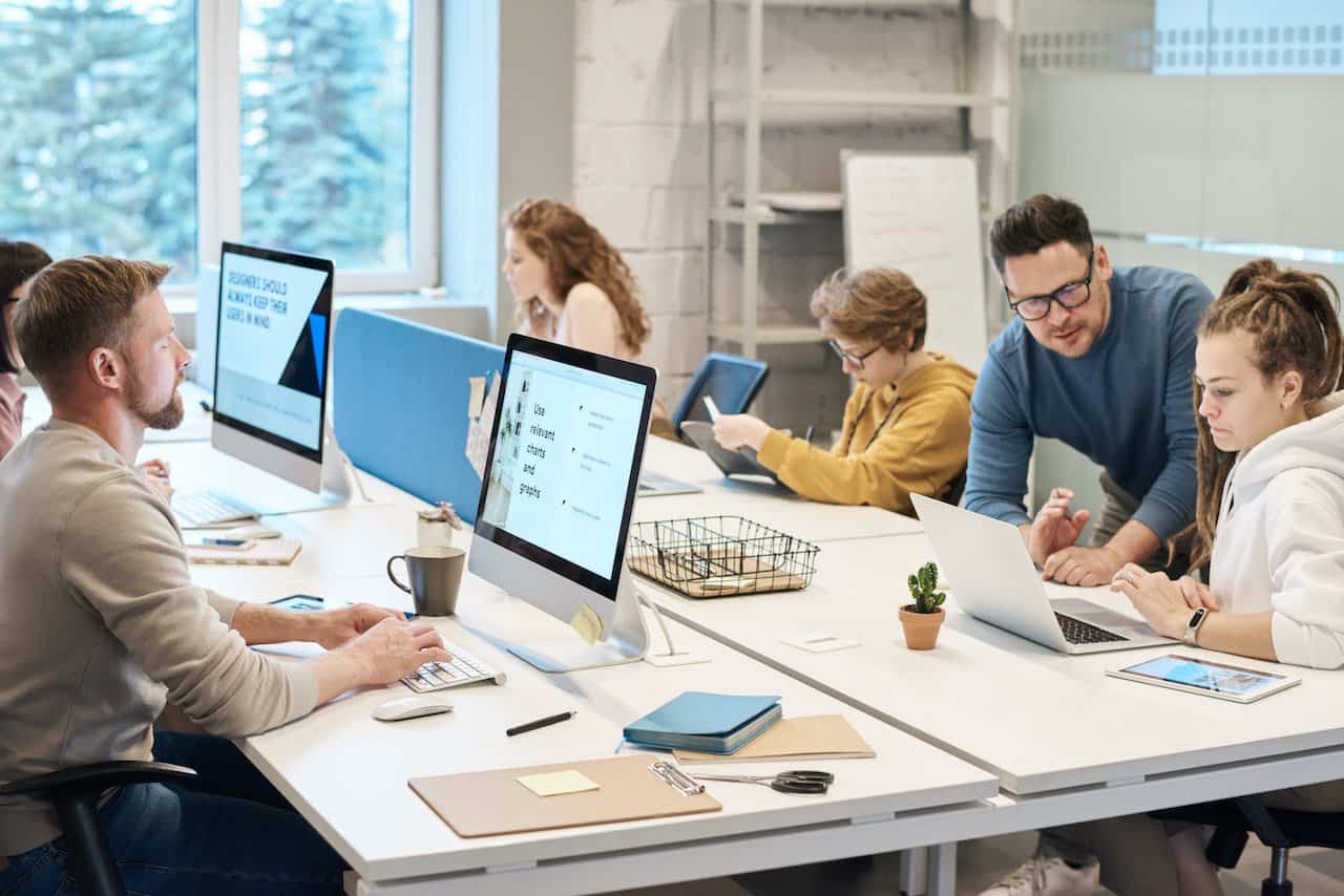 Guide Slik blir du mer kreativ på arbeidsplassen