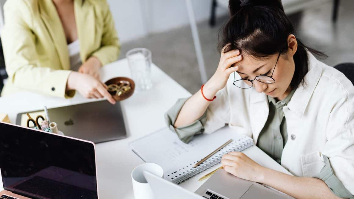 Slik takler du stress på jobben og unngår utbrenthet